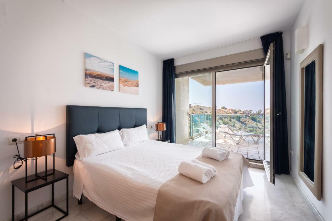 Apartamento Benidorm De Luxe Luaran gambar